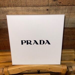 Prada box 9"
